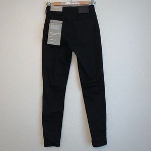 NWT Everlane Curvy High Rise Skinny Jean 26 Regular